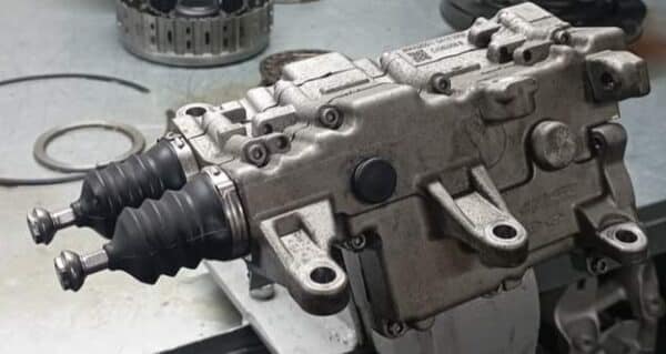D7UF1 attuatore frizione (Riparazione)
